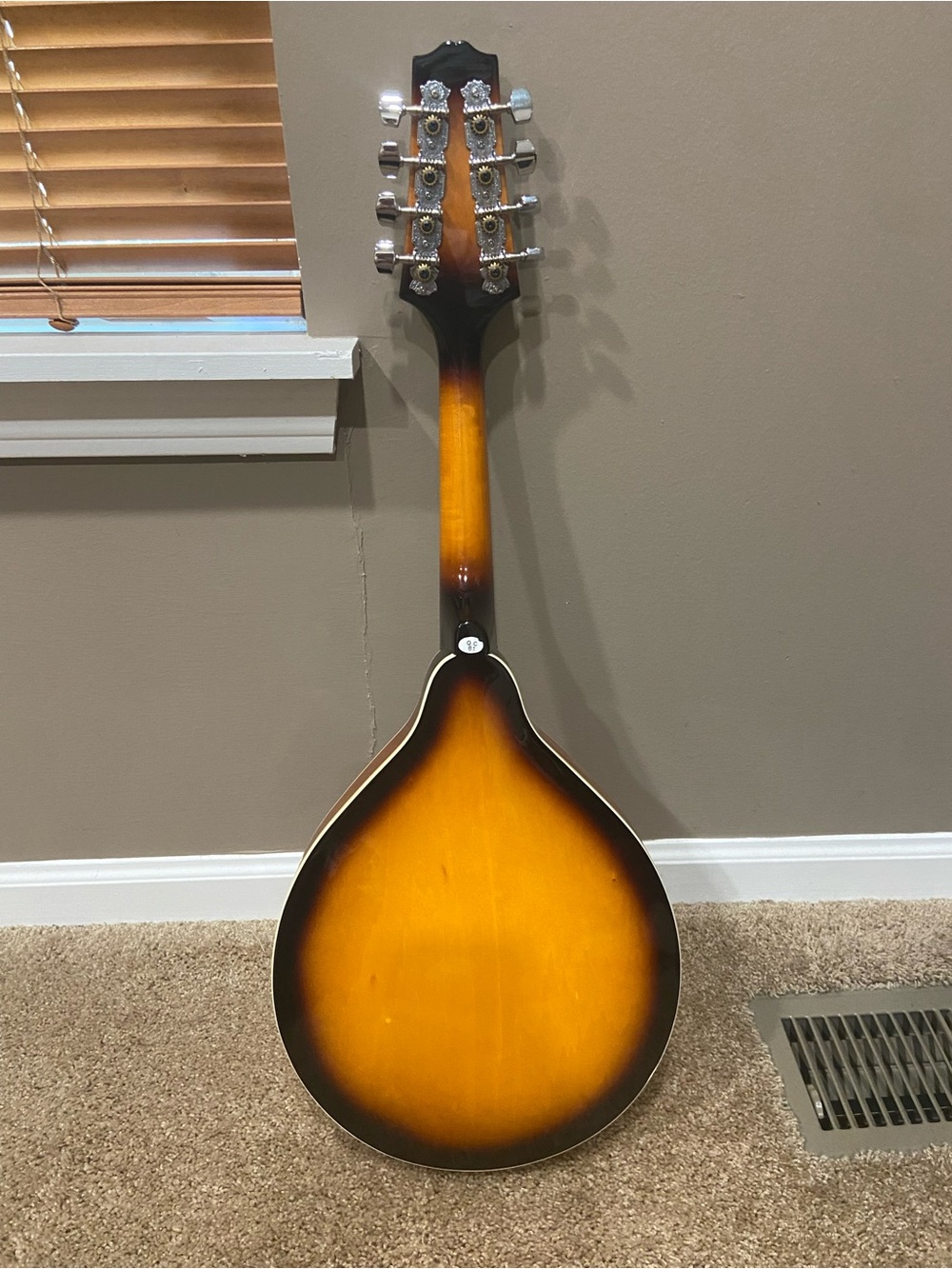 Rogue Mandolin Sunburst 8 String Model Rm100a - Picture 6 of 9